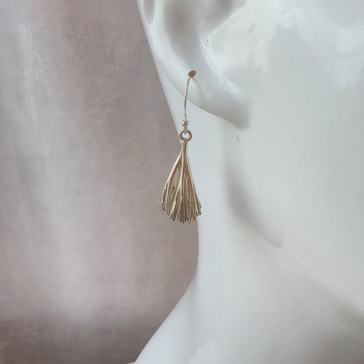 Palpae flower tassel earrings, another view