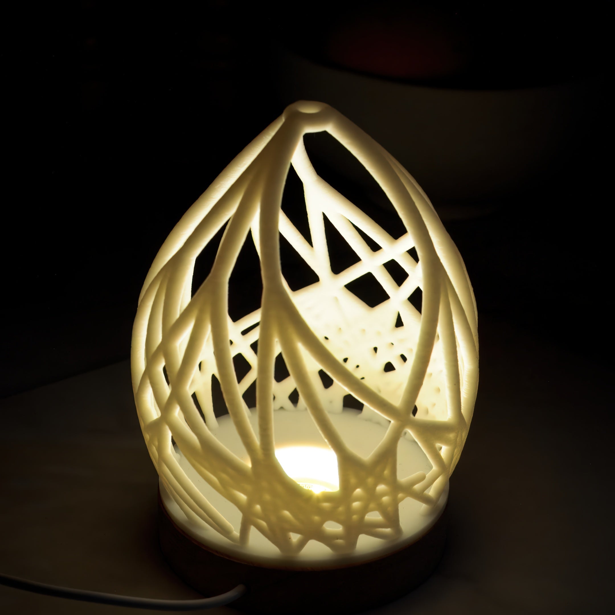 Chiasma Beauty Lamp