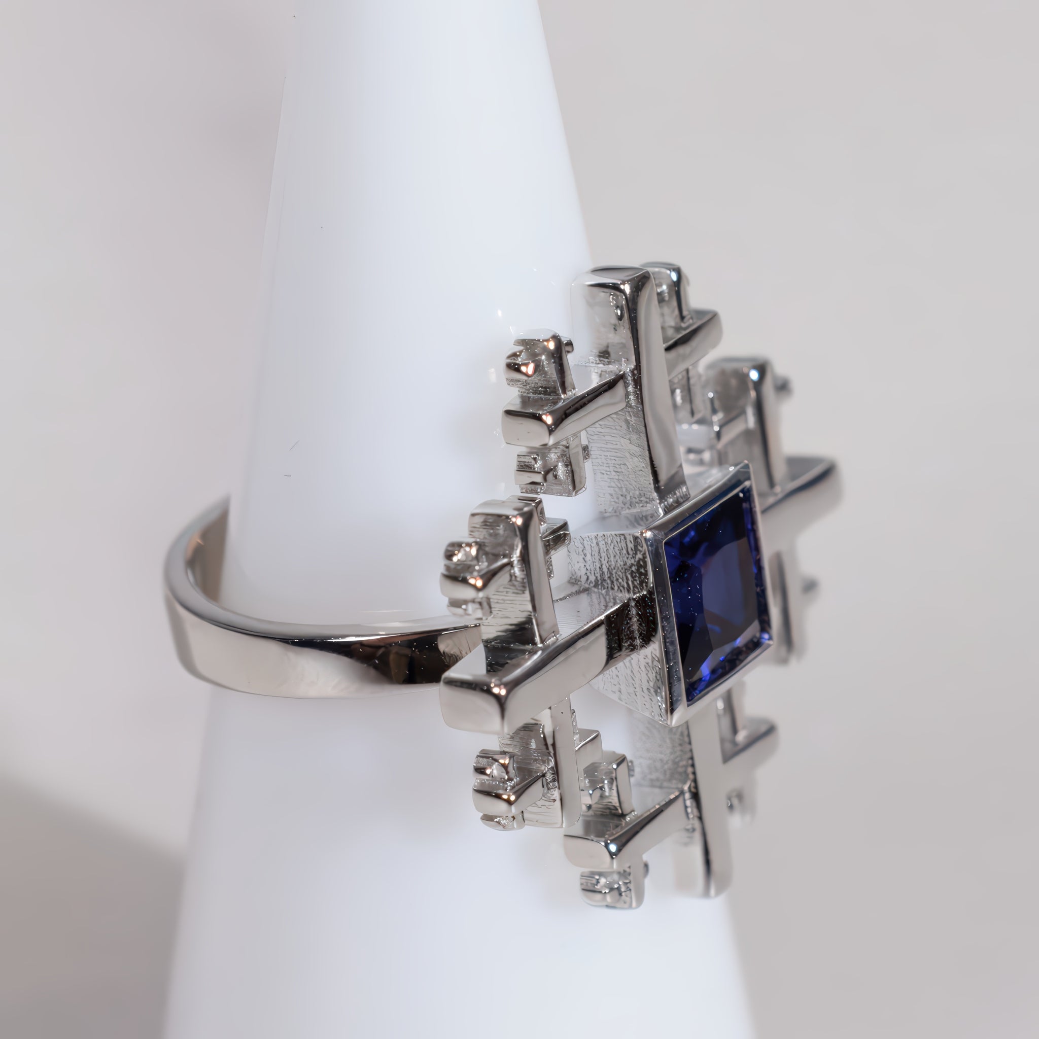 Crux Ring Platinum