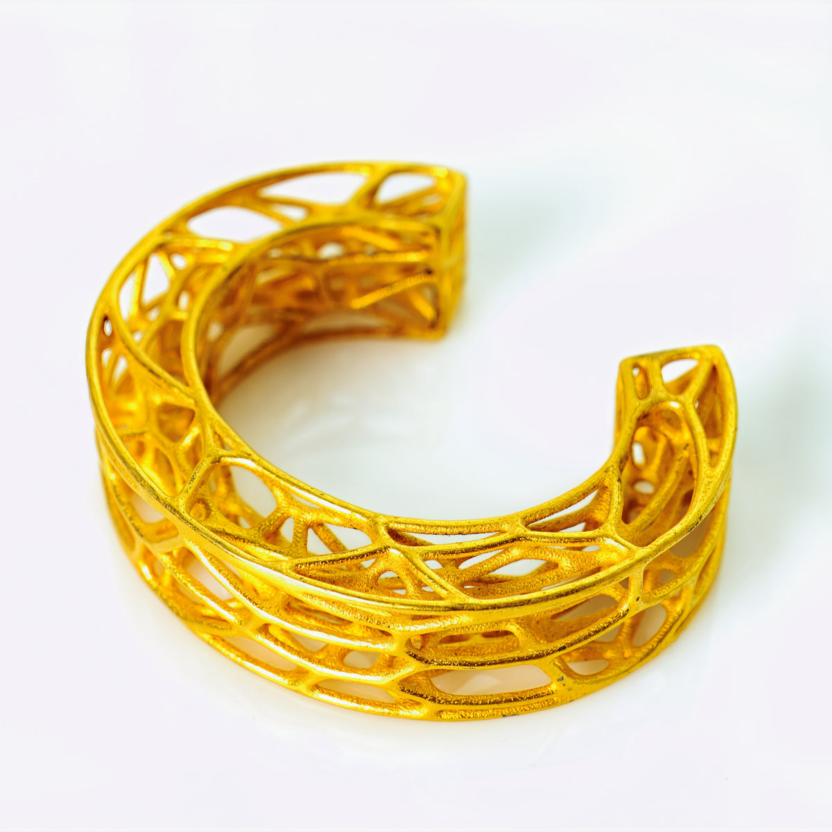 Lacuna cuff, additional view