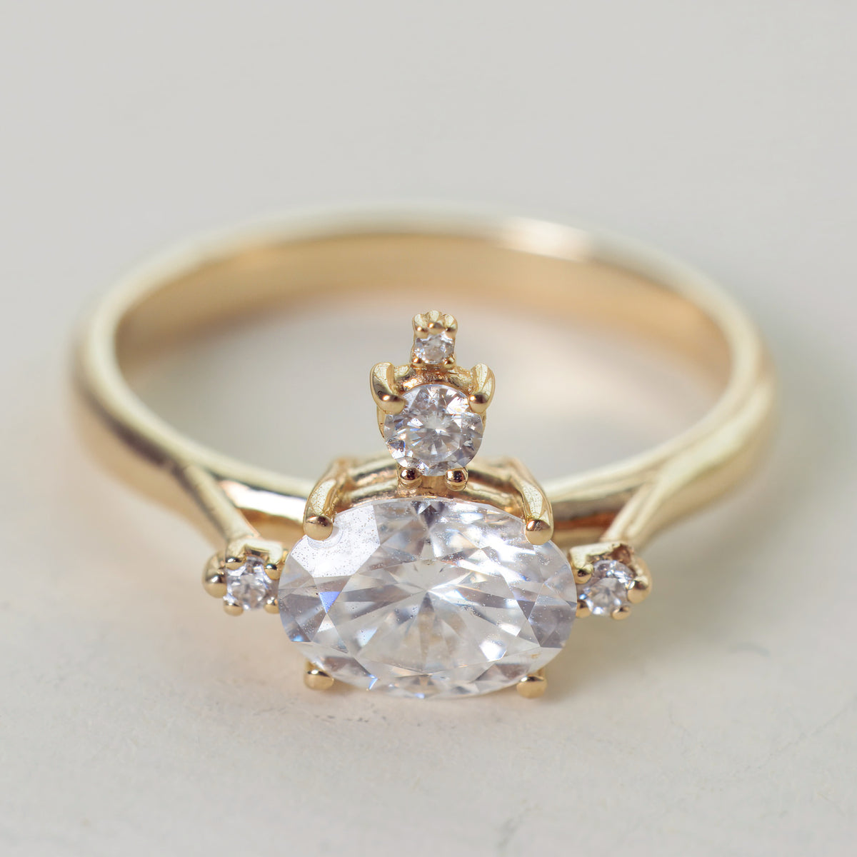 Mandelbrot Engagement Ring, a fractal-inspired oval lab diamond ring by Baroque++