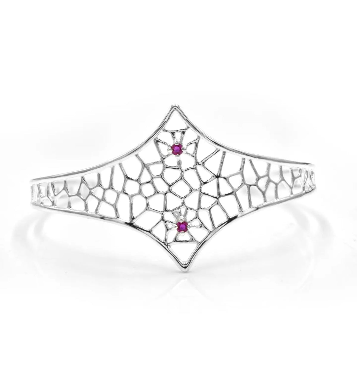 Parallax silver gemstone cuff, alternate angle