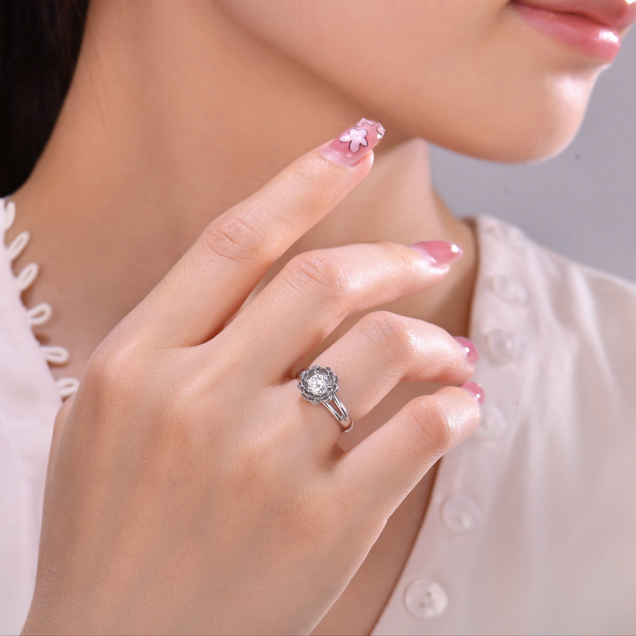 Lotus Ring Platinum