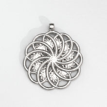 Load image into Gallery viewer, Eleven-Pointed Pendant Silver